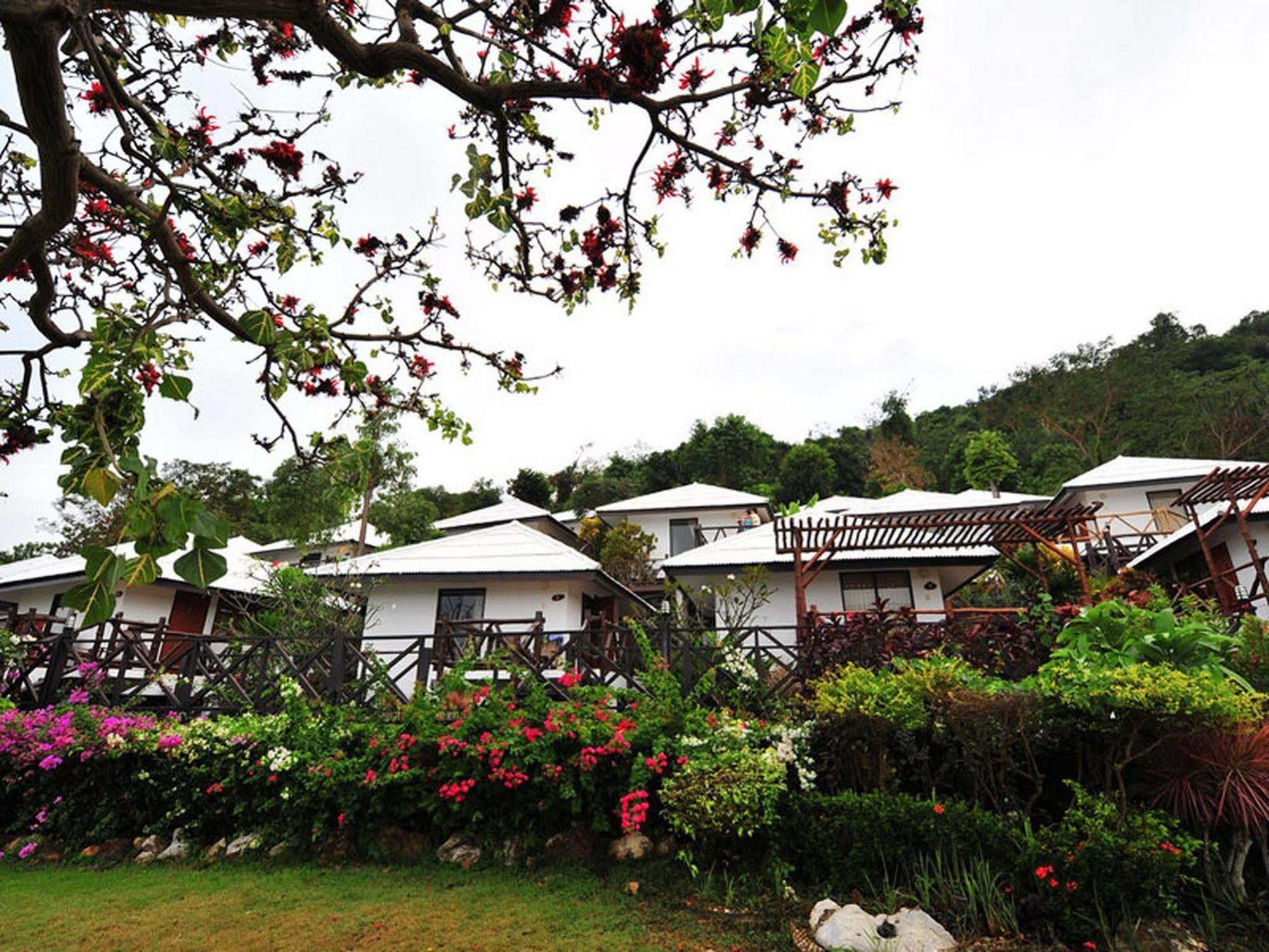 Samed Cliff Resort Koh Samet Exterior photo